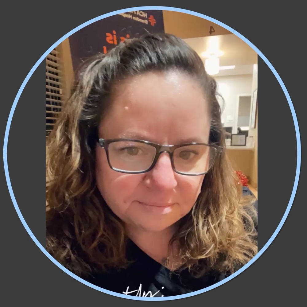 Meet your Posher, Angela